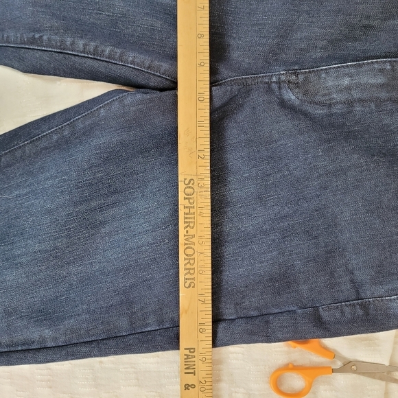 Coldwater Creek classic fit straight leg dark denim stretch jean 5 pocket 4P - Picture 6 of 10